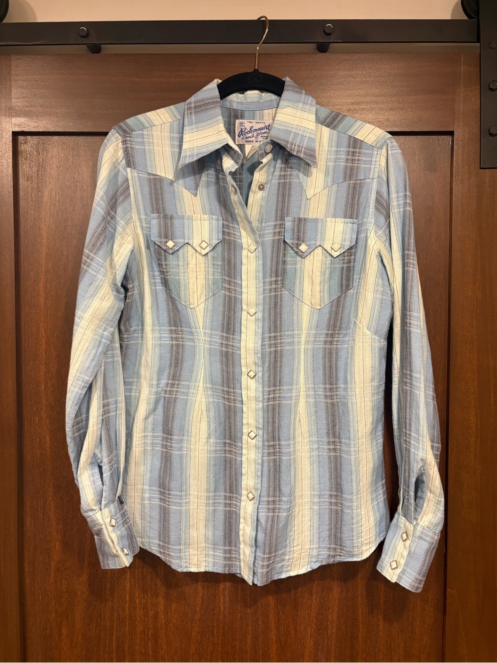 Rockmount Ranch Wear women’s shirt Medium